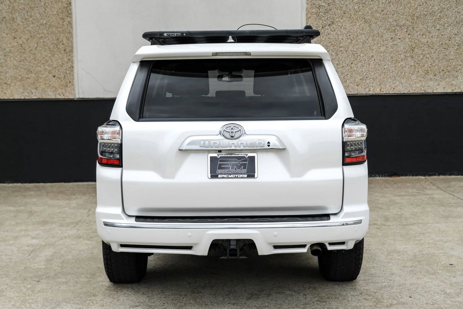 Used 2015 Toyota 4Runner Limited AWD/4WD image 9