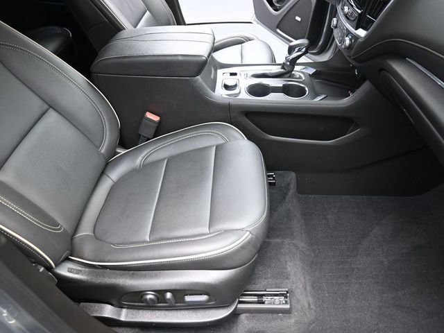 Used 2023 Chevrolet Traverse Premier w/ Redline Edition image 27