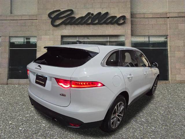 Used 2020 Jaguar F-PACE Premium image 5