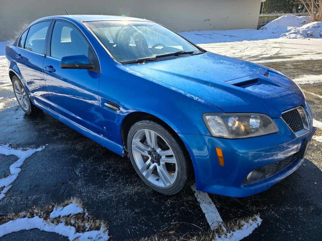 Used 2009 Pontiac G8 w/ Premium Package image 3