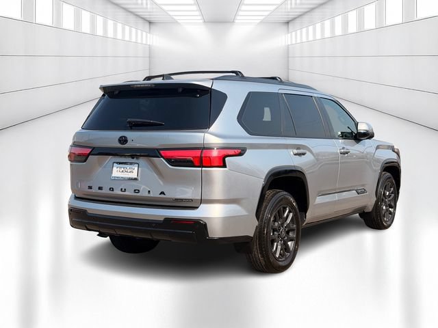 Used 2025 Toyota Sequoia Platinum AWD/4WD image 5