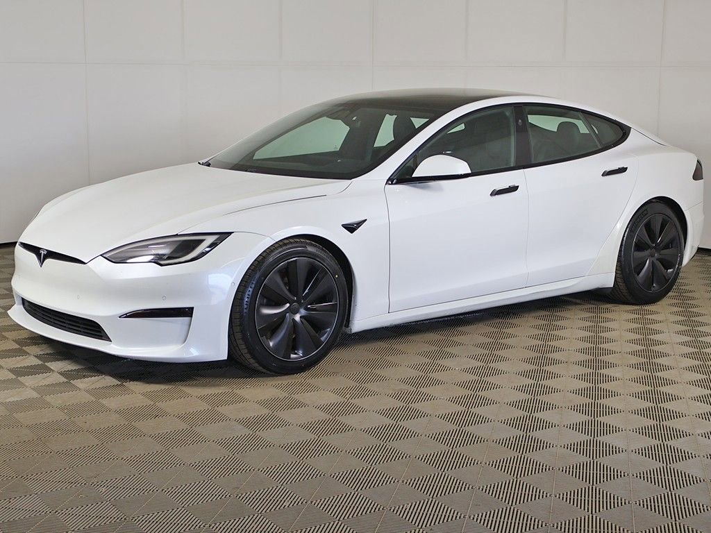 Used 2022 Tesla Model S image 10