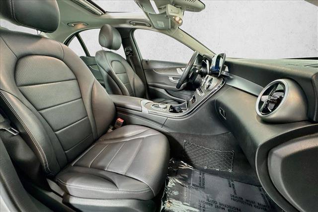 Used 2020 Mercedes-Benz C 300 Sedan image 27