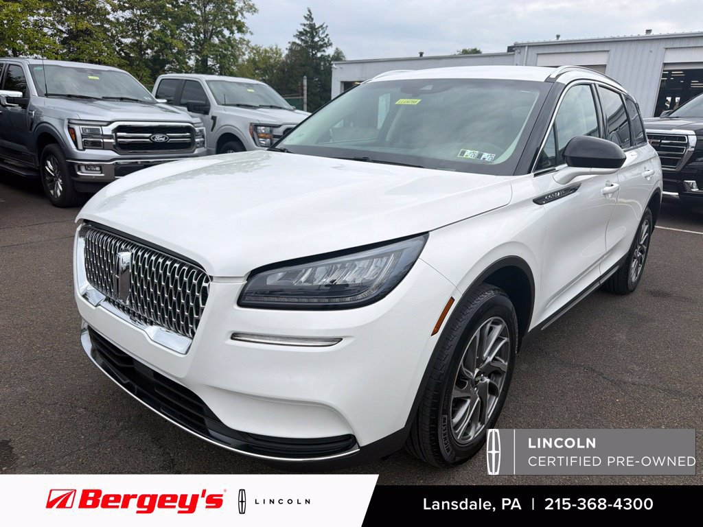 Certified 2022 Lincoln Corsair AWD w/ Equipment Group 101A image 1
