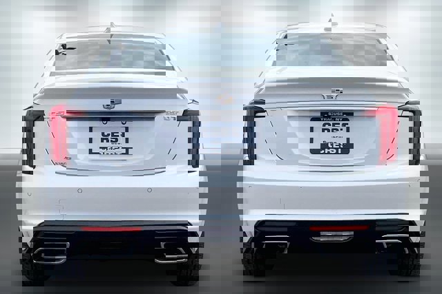 Used 2022 Cadillac CT5 Premium Luxury image 3