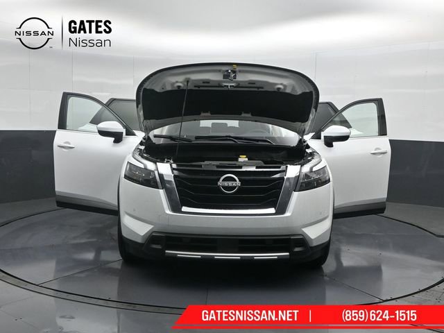 Used 2025 Nissan Pathfinder SL AWD/4WD image 58