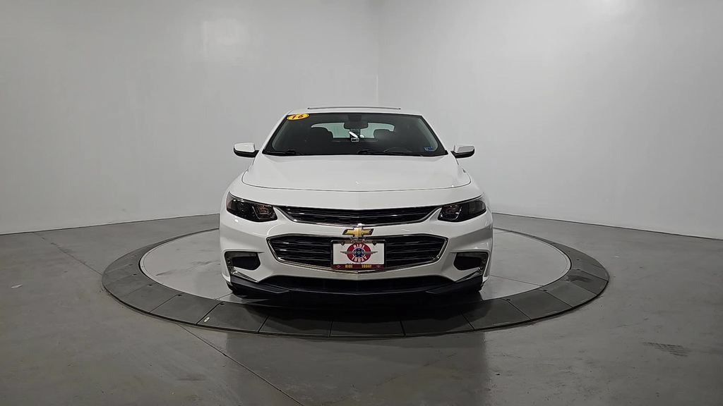 Used 2016 Chevrolet Malibu LT FWD image 9