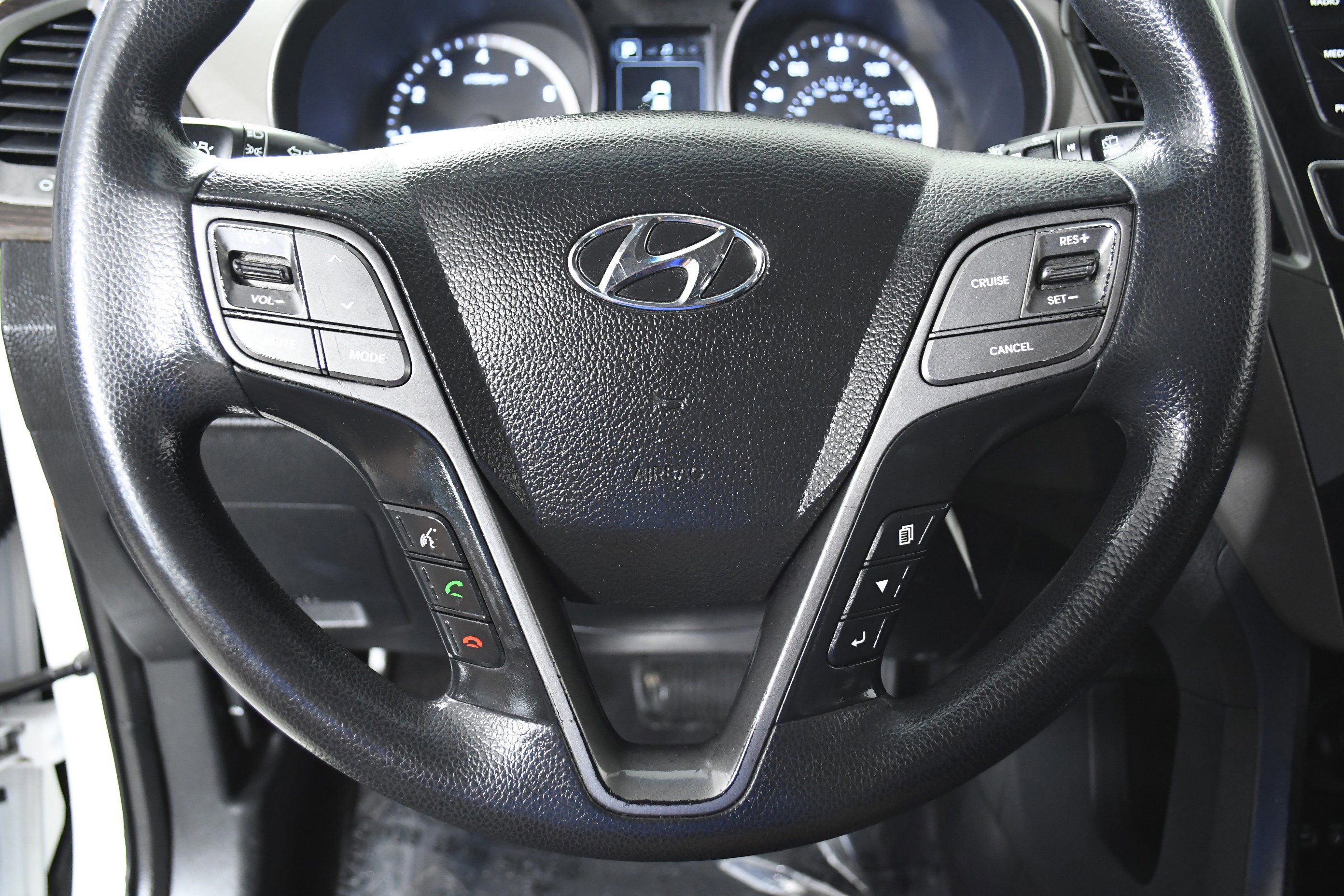 Used 2017 Hyundai Santa Fe Sport image 10