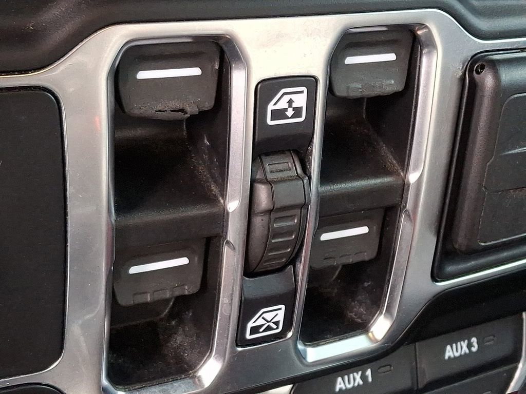 Used 2021 Jeep Wrangler Unlimited Rubicon w/ Trailer Tow Package AWD/4WD image 25