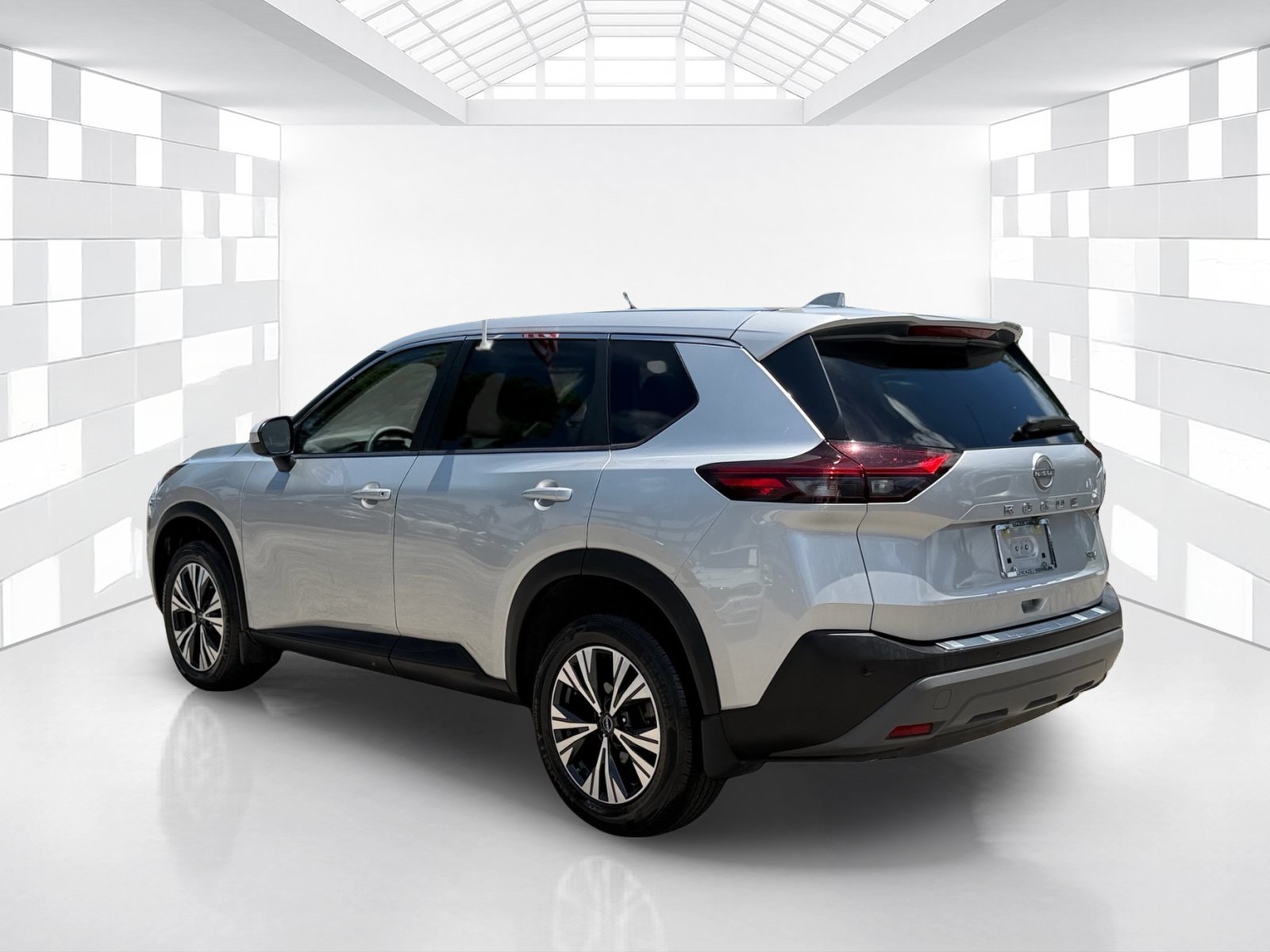 Certified 2023 Nissan Rogue SV FWD image 5