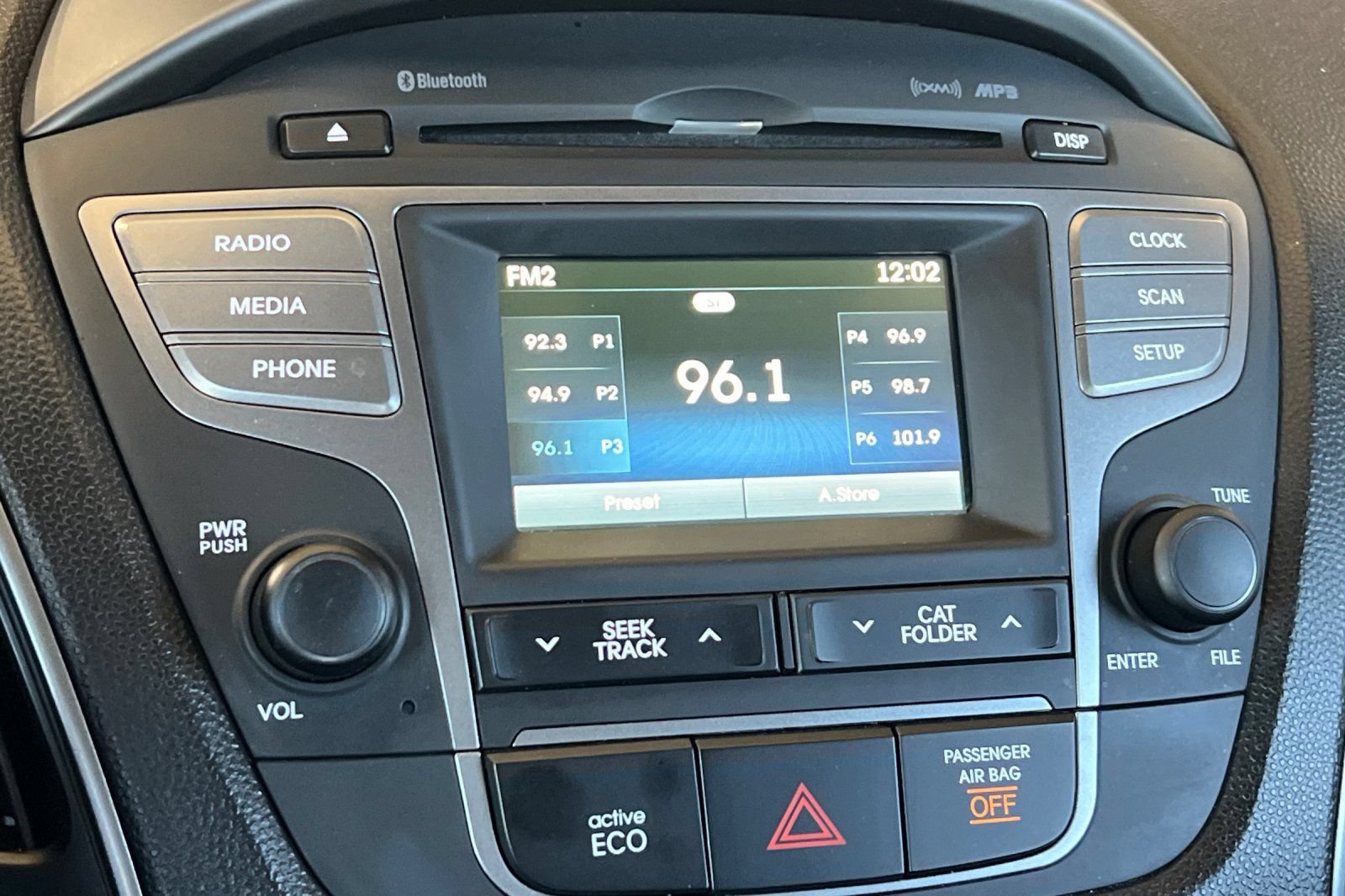 Used 2015 Hyundai Tucson GLS w/ Option Group 02 FWD image 18