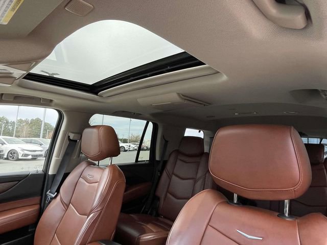 Used 2020 Cadillac Escalade Luxury image 27