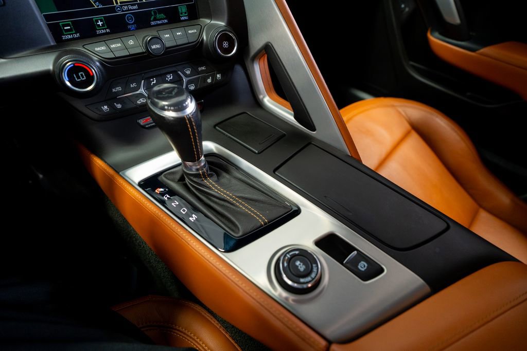 Used 2018 Chevrolet Corvette Z06 RWD image 45