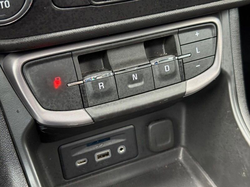 Used 2023 GMC Terrain AT4 w/ Tech Package AWD/4WD image 26