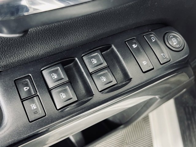 Used 2015 Chevrolet Silverado 3500 LT image 22