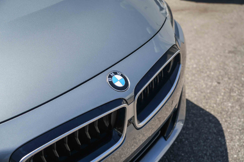 Used 2025 BMW 230i Coupe RWD image 3