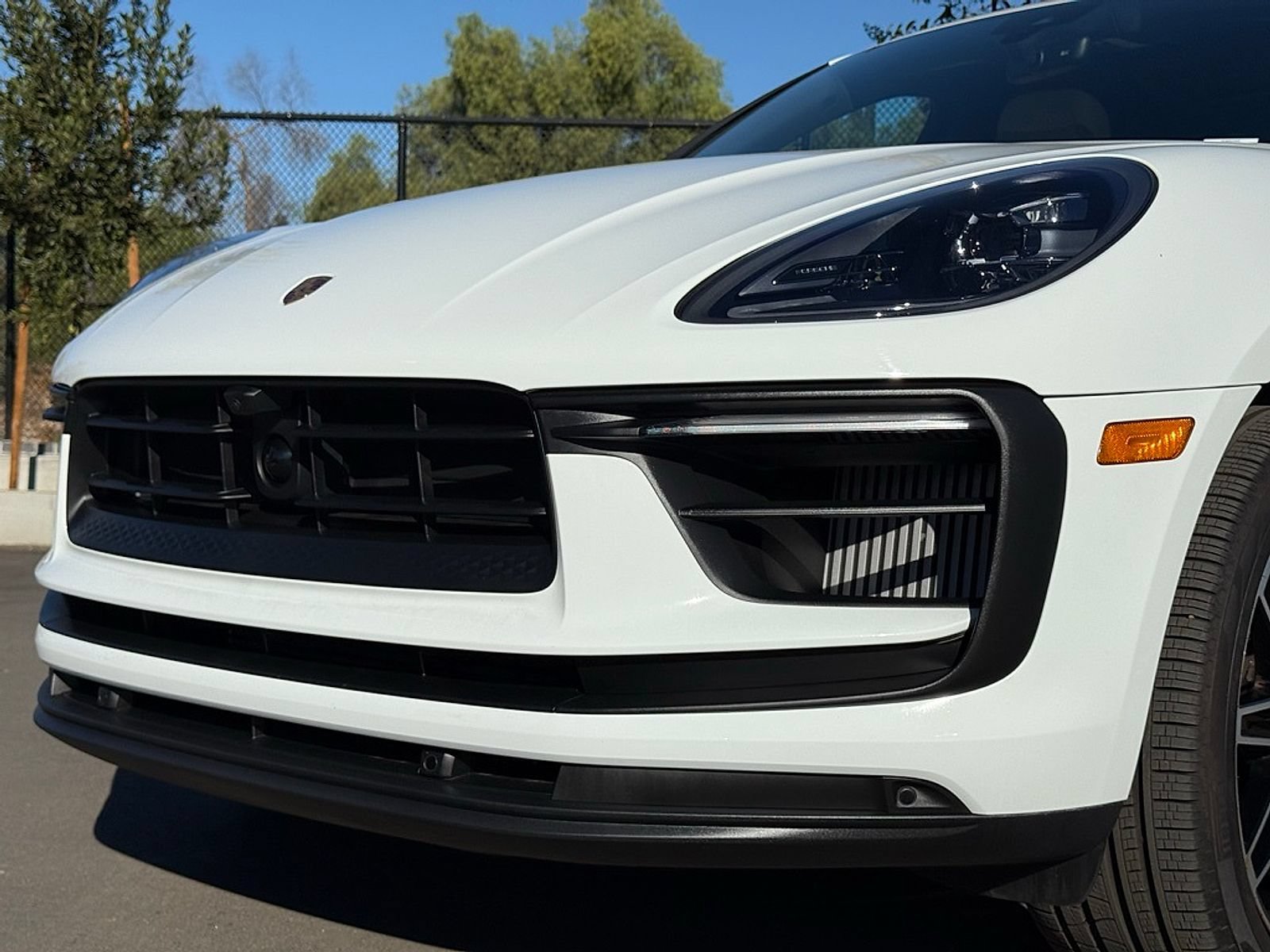 New 2024 Porsche Macan S AWD/4WD image 4