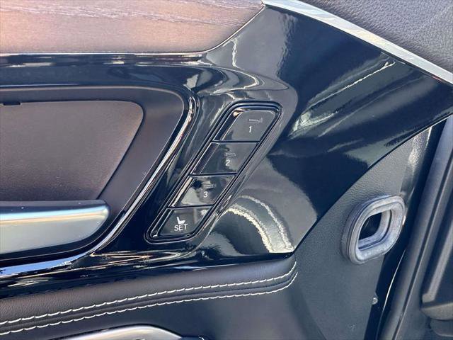 Used 2023 Acura MDX Advance Package image 19