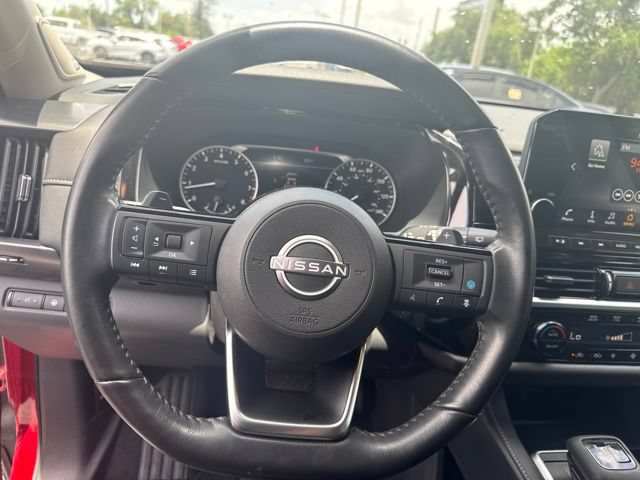 Used 2024 Nissan Pathfinder SL w/ SL Premium Package FWD image 10