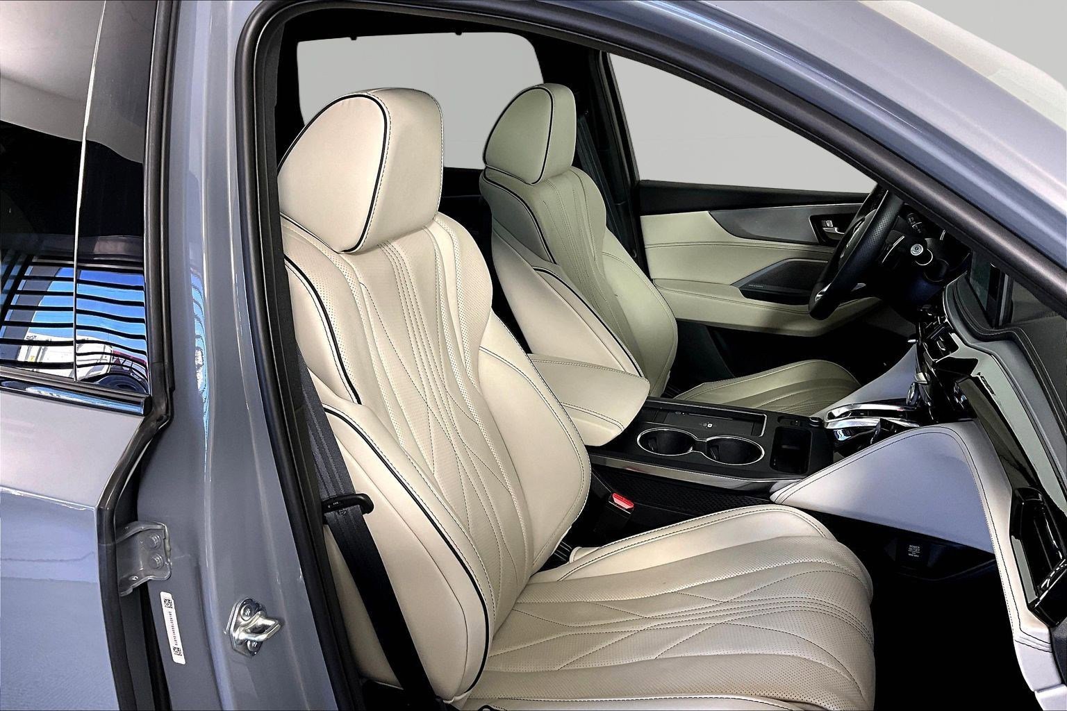 Used 2025 Acura MDX A-Spec image 30