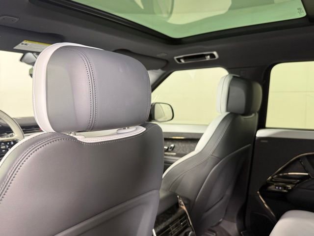 Certified 2025 Land Rover Range Rover Sport Dynamic SE AWD/4WD image 24