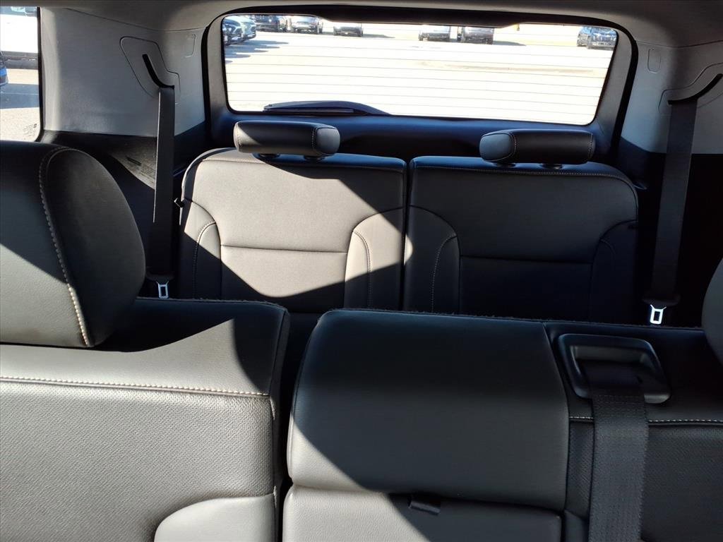 Used 2023 GMC Acadia SLT image 14