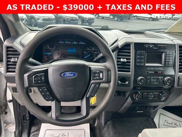 Used 2017 Ford F550 2WD Regular Cab Super Duty image 13