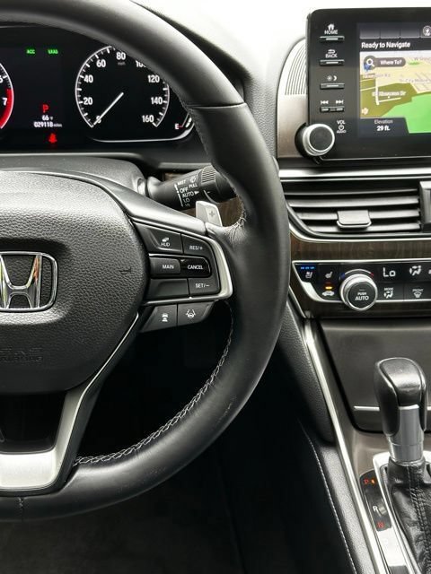 Used 2018 Honda Accord Touring image 26