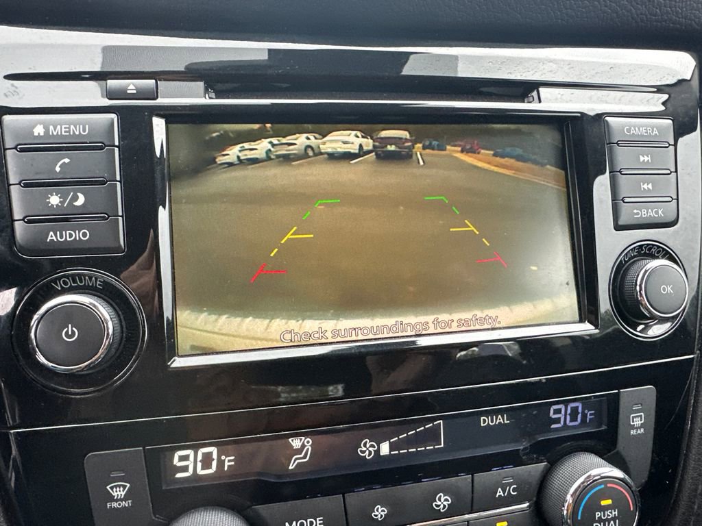 Used 2021 Nissan Rogue Sport SV image 29