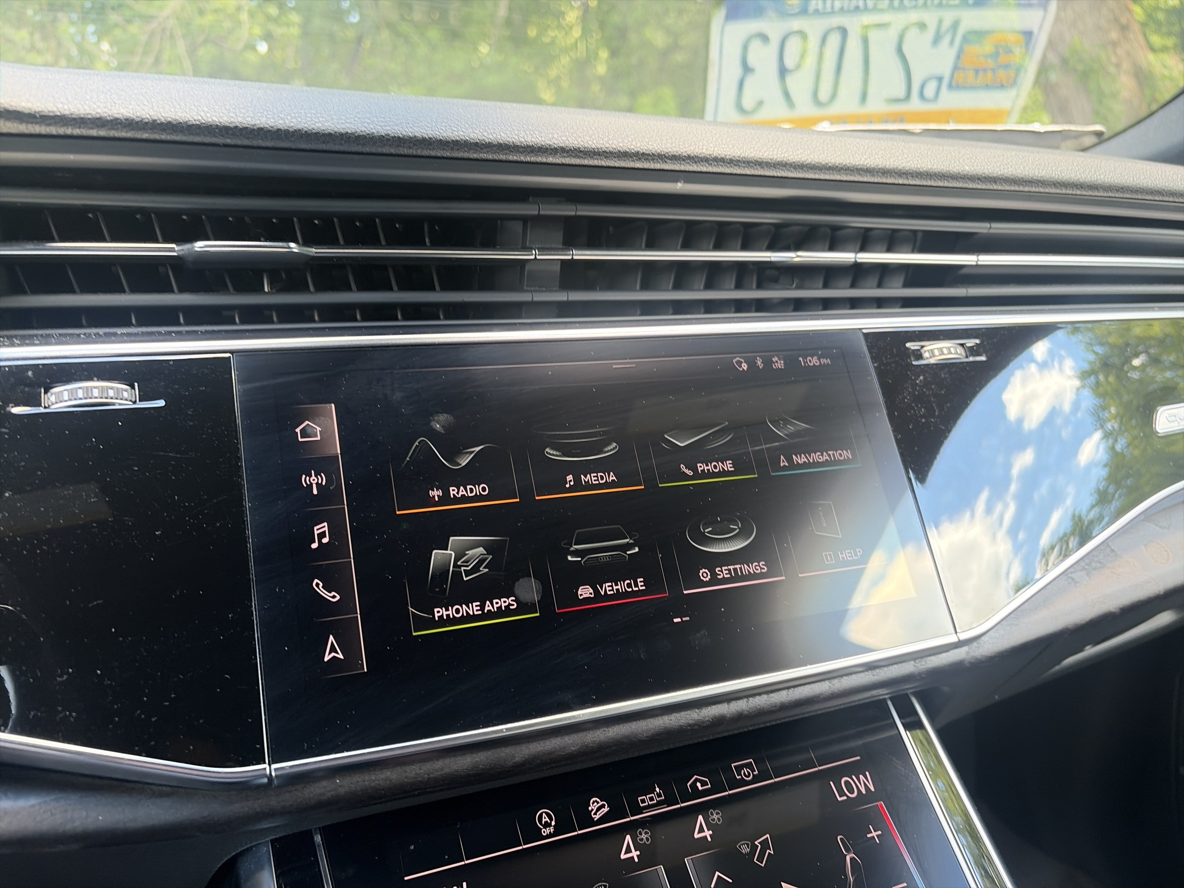 Used 2020 Audi Q8 Premium Plus w/ Premium Plus Package AWD/4WD image 38