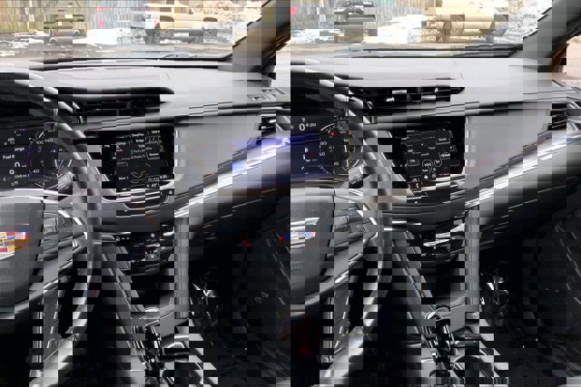 Used 2023 Cadillac XT5 Luxury image 5