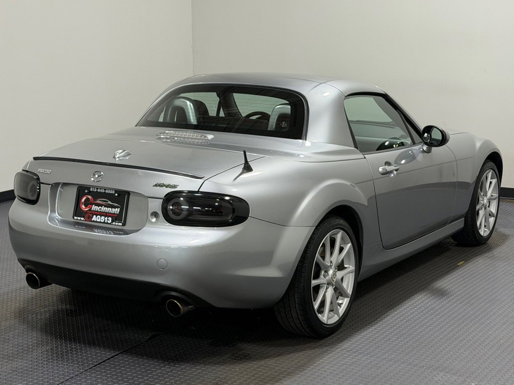 Used 2009 MAZDA MX-5 Miata Grand Touring w/ Premium Pkg RWD image 24