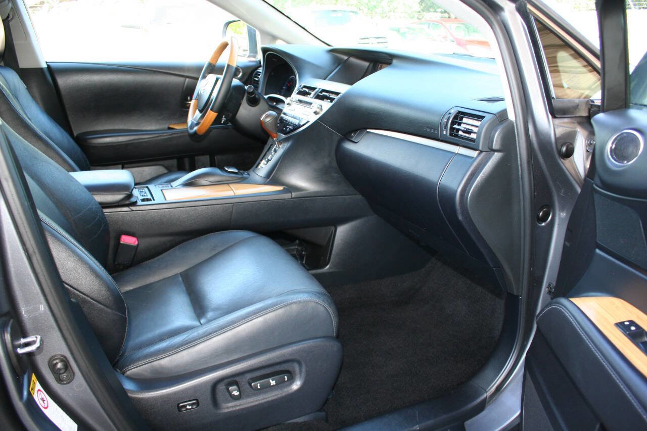 Used 2014 Lexus RX 450h AWD image 26