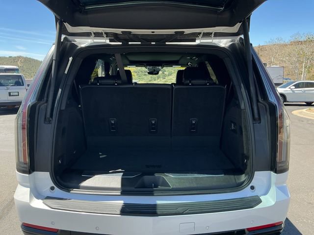 Used 2025 Cadillac Escalade Sport w/ LPO, ONYX Package AWD/4WD image 26