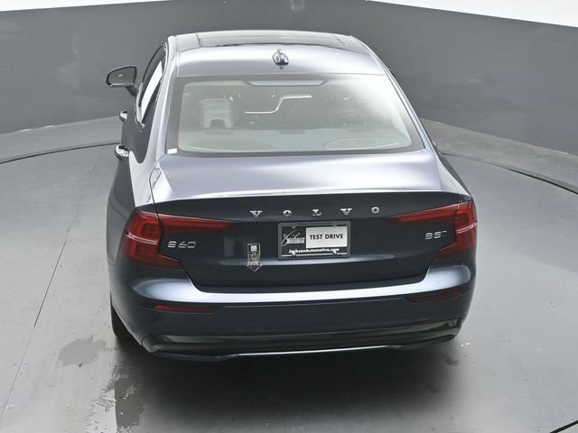 Certified 2025 Volvo S60 B5 Core AWD/4WD image 44