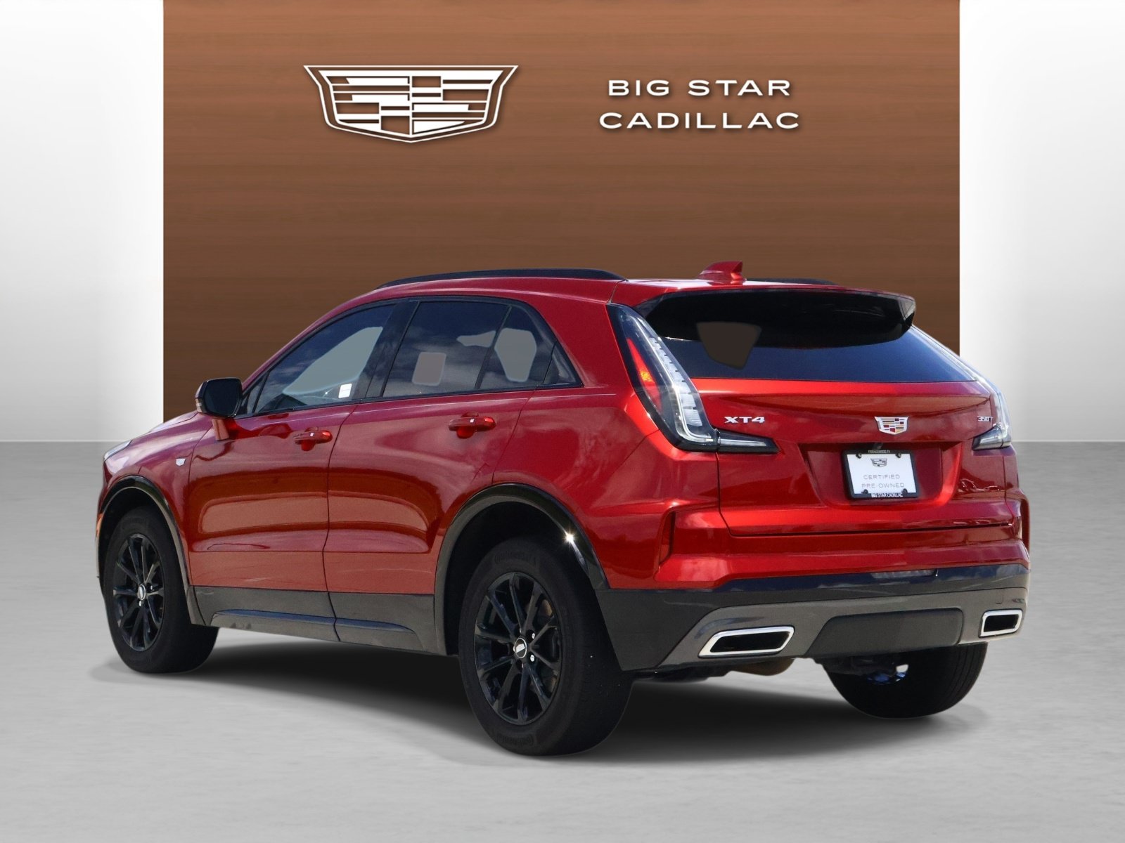 Used 2024 Cadillac XT4 Sport w/ Cold Weather Package FWD image 3