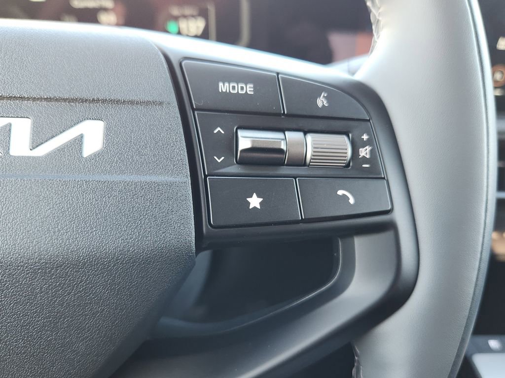 New 2025 Kia EV6 Wind image 24