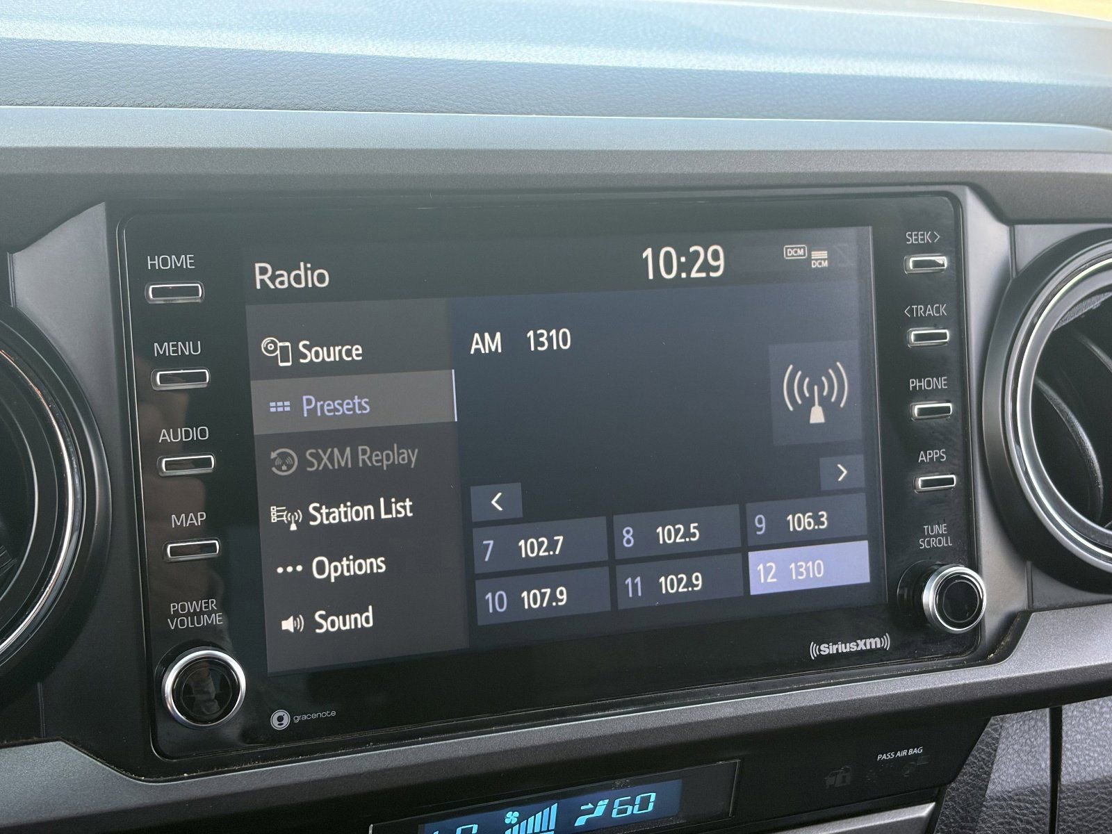 Used 2021 Toyota Tacoma TRD Off-Road w/ Technology Package RWD image 27
