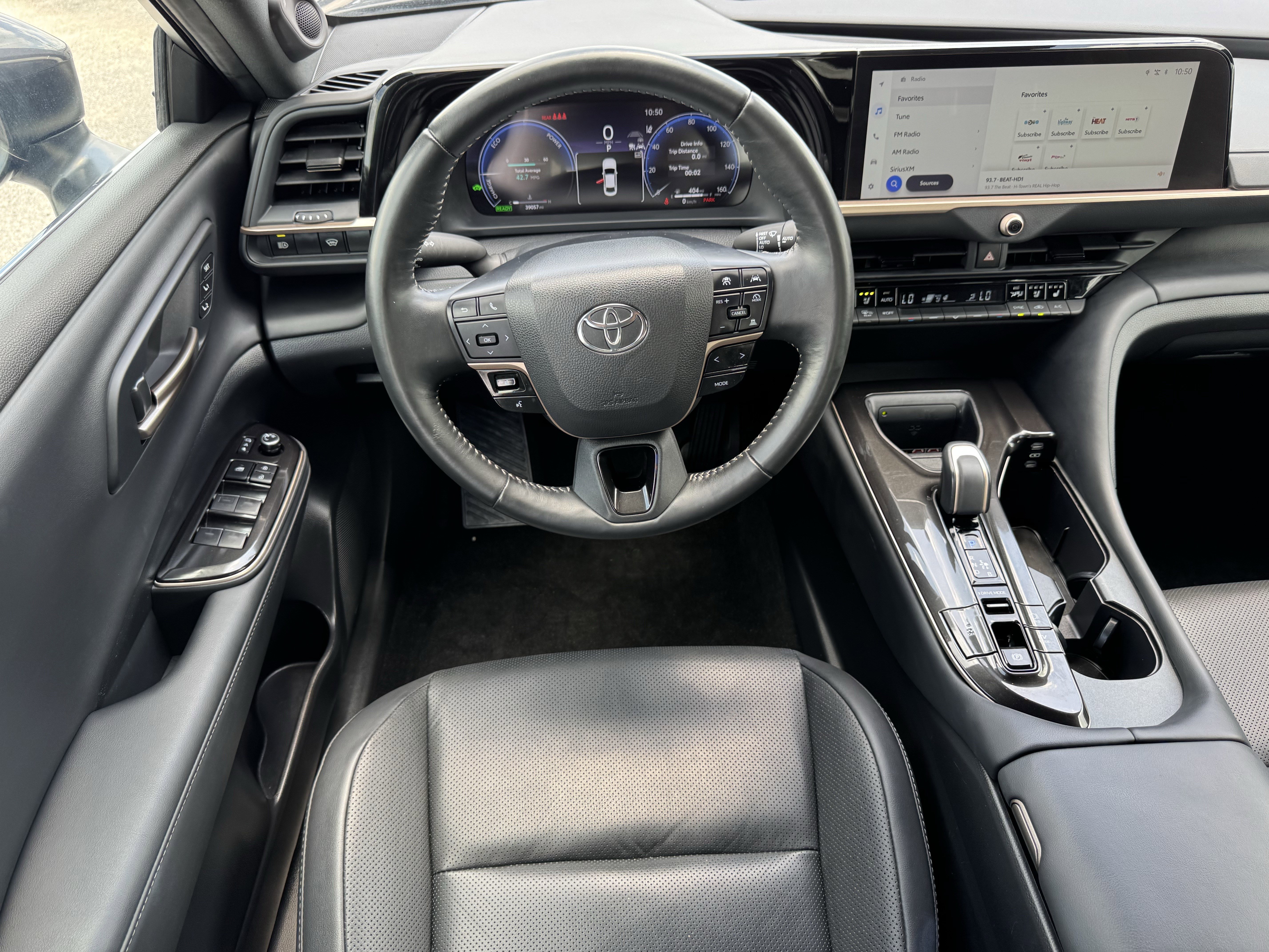 Used 2024 Toyota Crown image 15