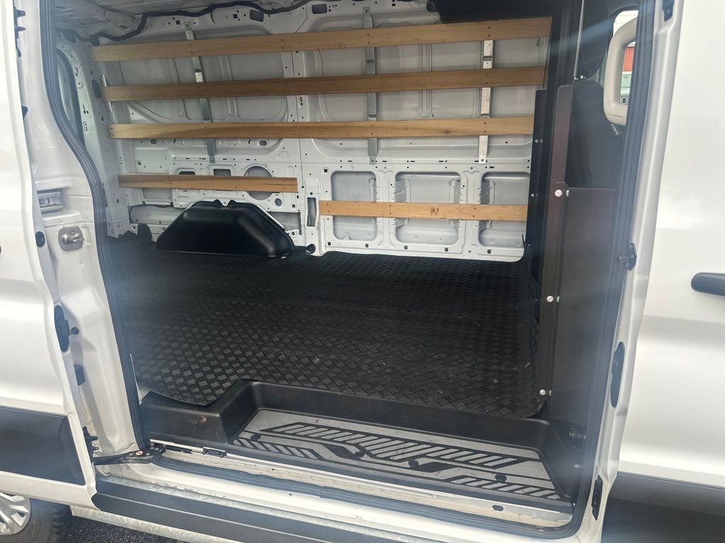 Used 2024 Ford Transit 250 Low Roof w/ Exterior Upgrade Package image 24
