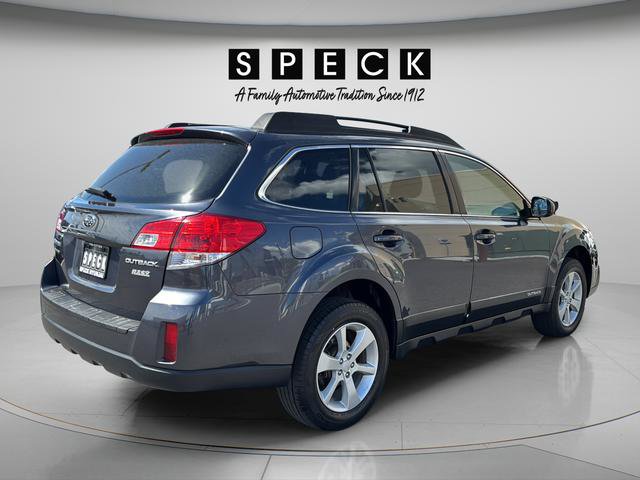 Used 2013 Subaru Outback 2.5i Premium AWD/4WD image 4