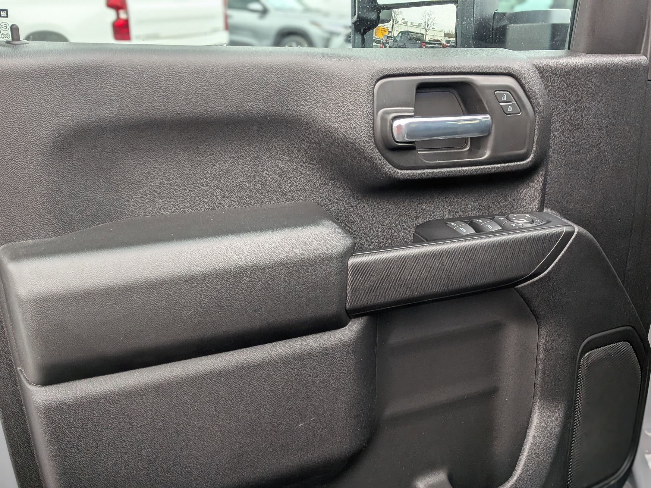 Certified 2025 Chevrolet Silverado 2500 Custom w/ Custom Value Package image 14