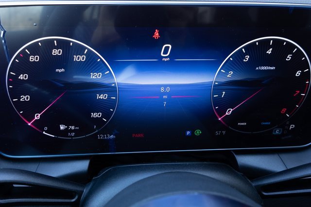 Certified 2025 Mercedes-Benz GLC 300 4MATIC image 3