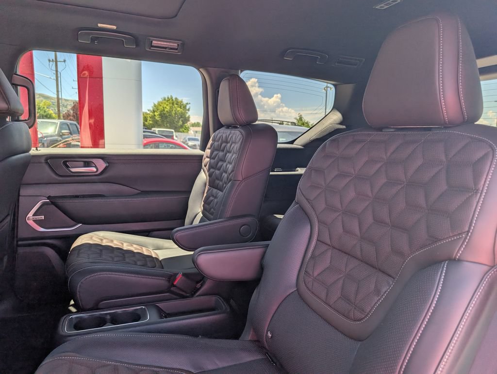 New 2026 Nissan Armada Platinum AWD/4WD image 10