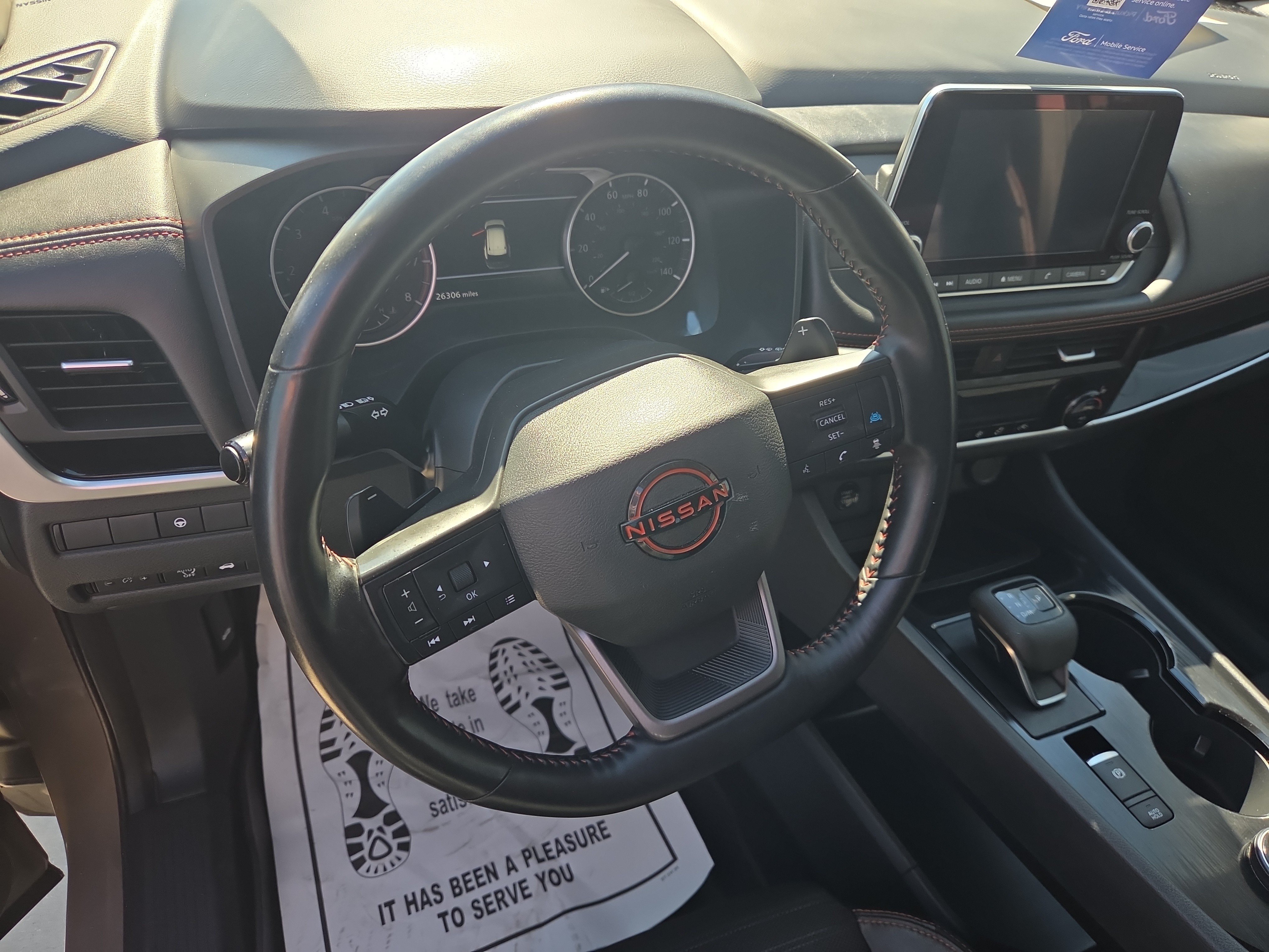 Used 2025 Nissan Rogue SV AWD/4WD image 16