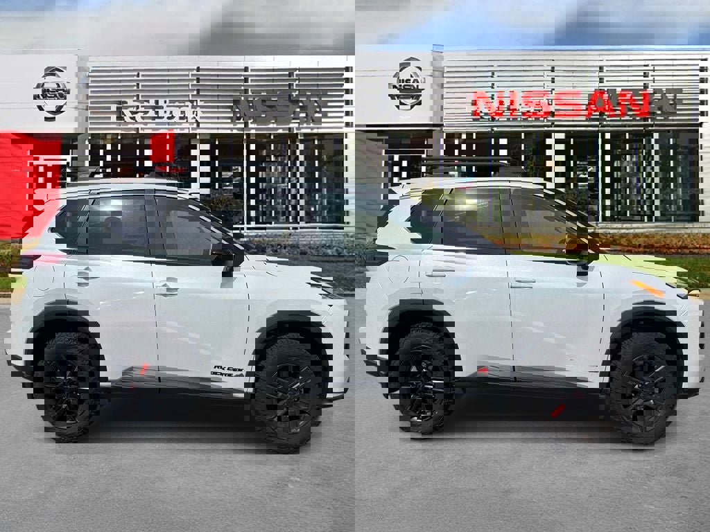 Certified 2025 Nissan Rogue SV image 5