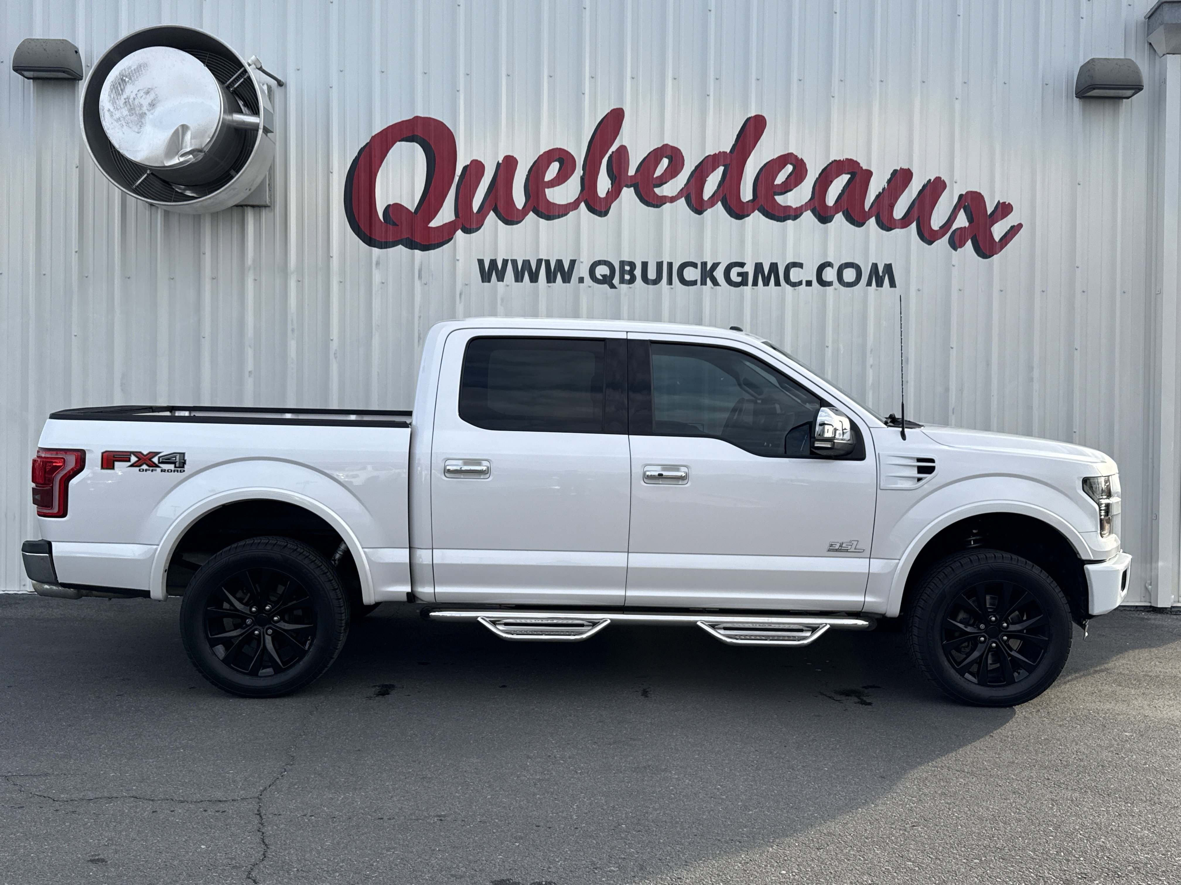 Used 2016 Ford F150 Lariat image 9