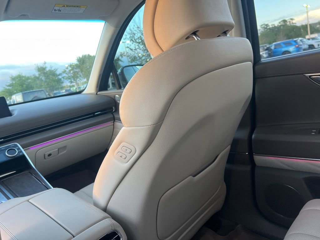 Used 2023 Genesis GV80 3.5T AWD/4WD image 44