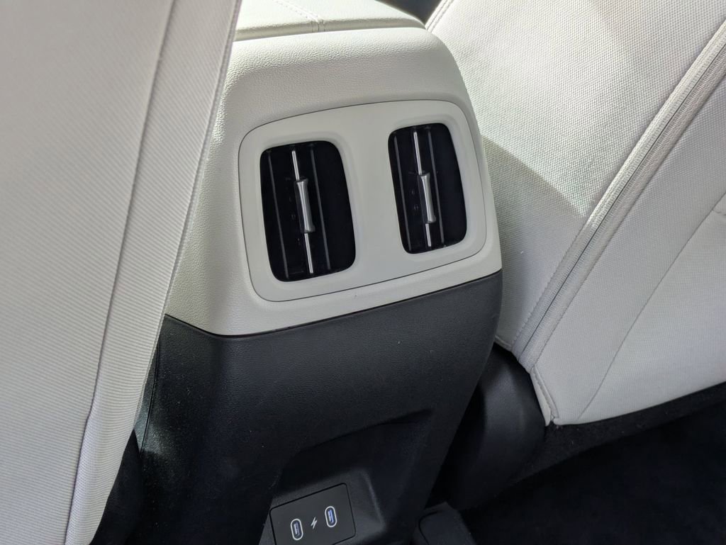 Used 2025 Hyundai Tucson SEL image 26