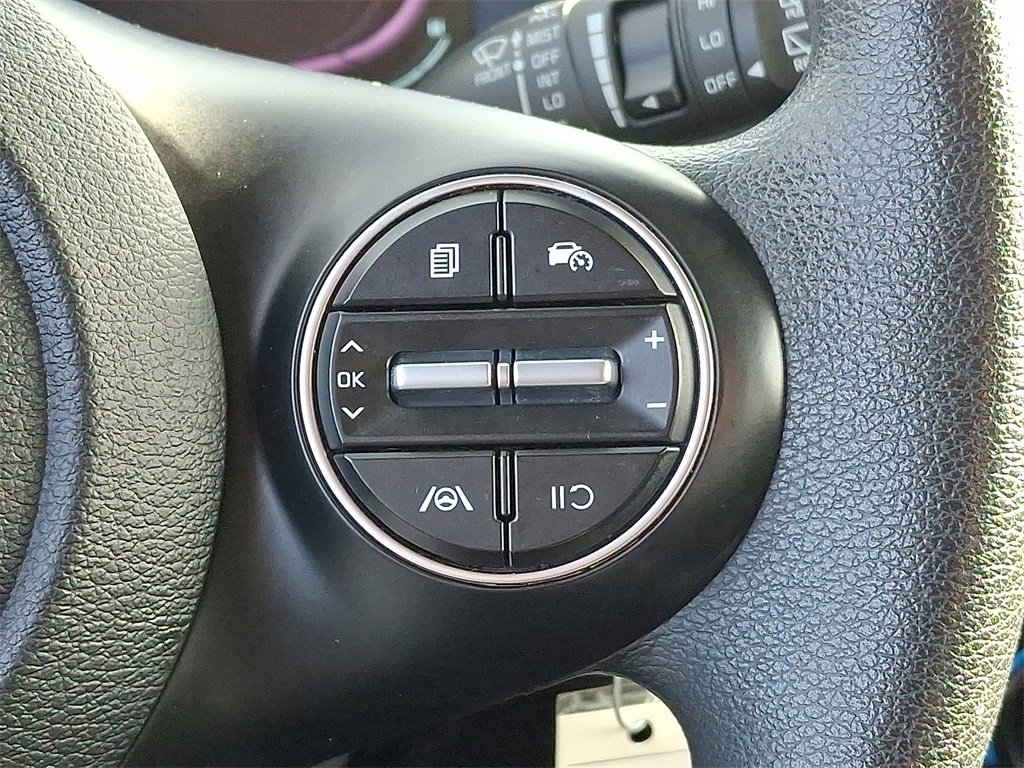 Certified 2023 Kia Soul LX w/ LX Technology Package image 21